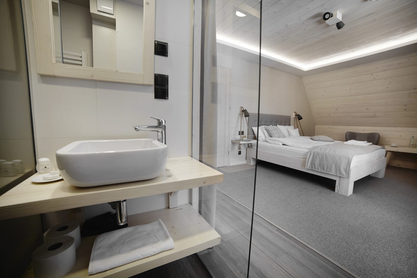 Pokój dwuosobowy Deluxe z balkonem - Villa Nosal Zakopane